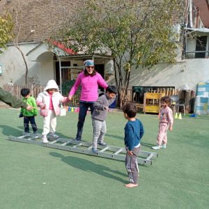 کارگاه بازی حرکتی - مهدکودک و پیش دبستانی پرچین